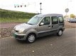 Renault Kangoo - 1.6-16V Privilège AIRCOAPK 24-05-20202 SLEUTELSNETTE BUSSCHAKELT GOEDBANDEN GOED - 1 - Thumbnail