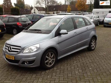 Mercedes-Benz B-klasse - 200 LM, automaat, stoelverwarming - 1