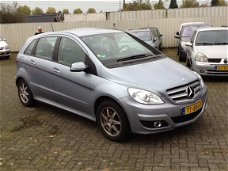 Mercedes-Benz B-klasse - 200 LM, automaat, stoelverwarming