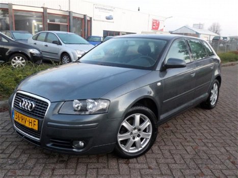 Audi A3 Sportback - 1.6 FSI Ambiente Pro Line - 1