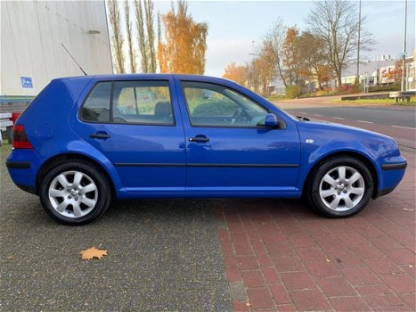 Volkswagen Golf - 1.6 (117360) km standkachel clima Apk tot 30-11-2020 - 1