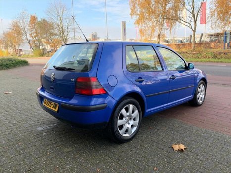 Volkswagen Golf - 1.6 (117360) km standkachel clima Apk tot 30-11-2020 - 1