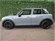 Mini Mini Cooper - 1.5 5-deurs Chili F55 met navi, LED, PDC en half leder - 1 - Thumbnail