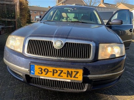 Skoda Superb - 2.8 V6 2005 APK Full Option 1e eigenaar - 1