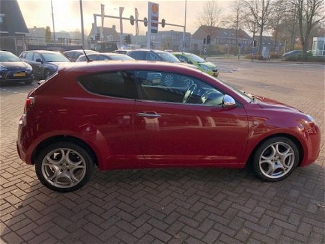 Alfa Romeo MiTo - 1.4 T SBK Navigatie / Pdc / Stoelverw. / Airco / Lmv / Automaat / Xenon / Led / Vo - 1