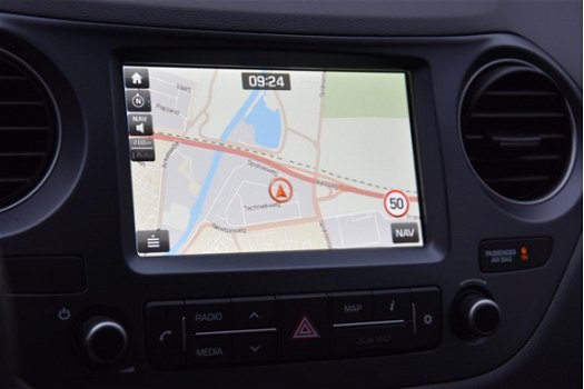 Hyundai i10 - 1.0 5MT Comfort + Smart Pack | Navigatie | Parkeersensoren | - 1