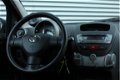 Toyota Aygo - 1.0-12V / AIRCO / 5 DEURS / NL AUTO - 1 - Thumbnail