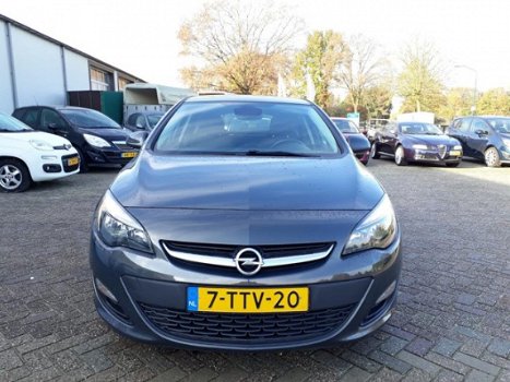 Opel Astra - 1.4 Turbo Berlin - Airco - Cruise control - Trekhaak - 1