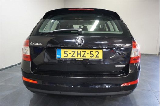 Skoda Octavia Combi - 1.6 TDI Greenline Businessline - 1