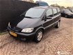 Opel Zafira - 2.2 DTi-16V Elegance - 1 - Thumbnail