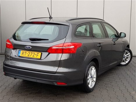 Ford Focus Wagon - 1.5 TDCI 120pk Lease Edition Climate Control, Cruise Control, Navigatie, Bluetoot - 1