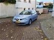 Seat Ibiza - 1.4-16V Signo Automaat 3e eigenaar NEW APK climate control volledig onderhouden - 1 - Thumbnail