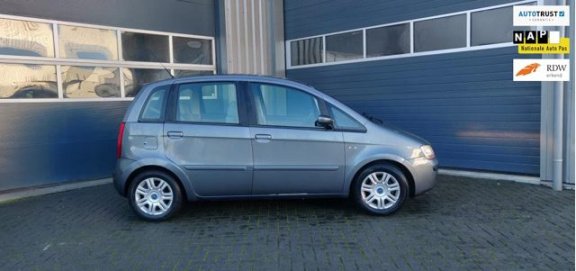 Fiat Idea - 1.4-16V Active - 1