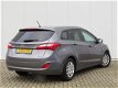 Hyundai i30 Wagon - 1.6 GDI CROSSWAGON - 1 - Thumbnail