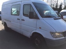 Mercedes-Benz Sprinter - 210 D