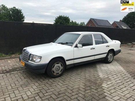 Mercedes-Benz 300-serie - 300 (W124) D 300D W124 1985 SEDDAN APK 2020 - 1