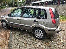 Ford Fusion - 1.6-16V Luxury 82000KM AIRCO 2003 APK 4-2020