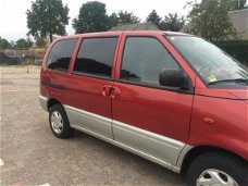 Nissan Serena - 1.6 Comfort 8p