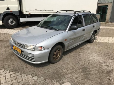 Mitsubishi Lancer Station Wagon - 1.6 GLi MOTOR GOOD - 1