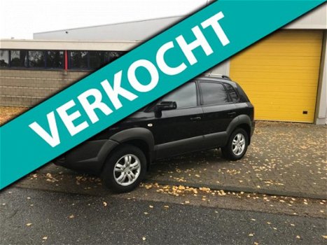 Hyundai Tucson - 2.0i Style GEZOCHT GEVRAAGD ALLE ELANTRA ACCENT SANTE FE H200 H 200 - 1