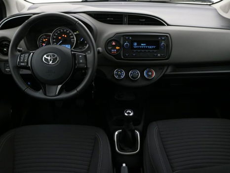 Toyota Yaris - 1.0 Vvt-I Comfort - 1