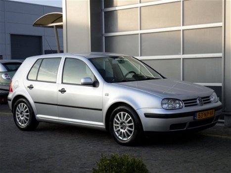 Volkswagen Golf - 1.9 TDI 130pk 6 bak Highline Zeer netjes - 1