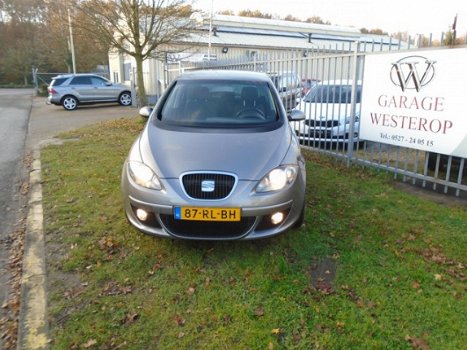 Seat Toledo - 2.0 FSI Stylance met een nieuwe apk keuring - 1