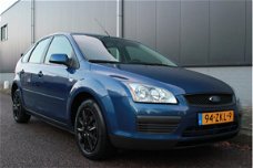Ford Focus - 1.6-16V Ambiente AIRCO / CRUISE / NWE DISTRIBUTIE