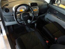 Daihatsu Sirion 2 - 1.3-16V Comfort AUTOMAAT AIRCO/CV/LMV etc. SUPER NETJES