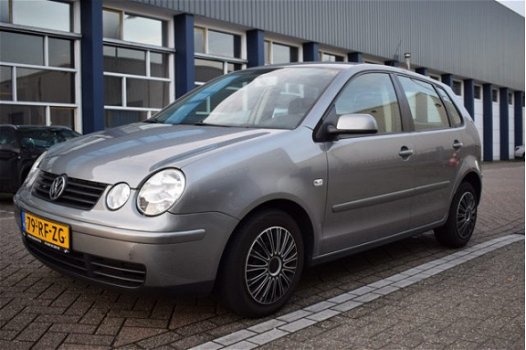 Volkswagen Polo - 1.4-16V Turijn 5 DEURS / AIRCO - 1