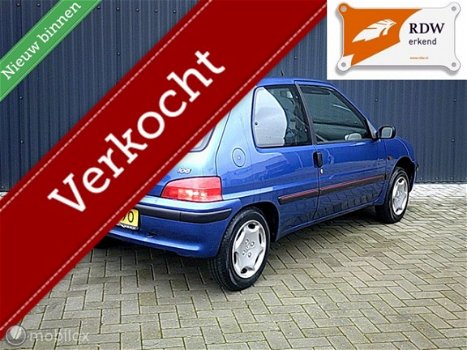 Peugeot 106 - 1.1 Accent Zuinig rijden Lage KM - 1