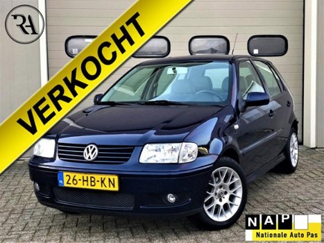 Volkswagen Polo - 1.4 16V Highline - 1