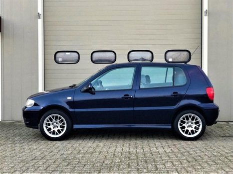 Volkswagen Polo - 1.4 16V Highline - 1