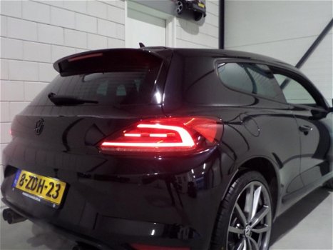 Volkswagen Scirocco - 1.4 TSI R-Line ORIGINEEL NL 1 v/d 3 Navigatie Xenon Eerste eigenaar - 1