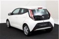 Toyota Aygo - 1.0 VVT-i x-wave LA98703 | Automaat | Airco | LED | 5Drs | Bluetooth | Schakelflippers - 1 - Thumbnail