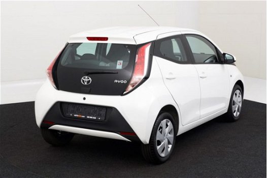 Toyota Aygo - 1.0 VVT-i x-wave LA98703 | Automaat | Airco | LED | 5Drs | Bluetooth | Schakelflippers - 1