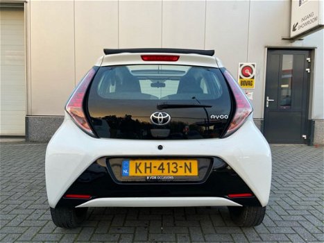 Toyota Aygo - 1.0 VVT-i x-wave Cabriodak/Navi/Camera/Airco - 1