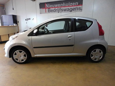 Peugeot 107 - 1.0-12V XS - 1