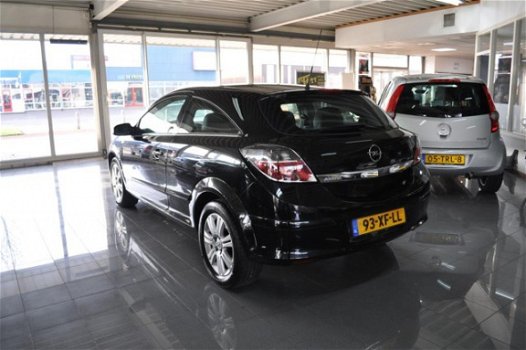 Opel Astra GTC - 1.8 Cosmo - 1