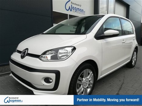 Volkswagen Up! - 1.0 BMT high up airco, parkeersensoren achter, lederen stuur - 1