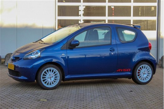 Toyota Aygo - 1.0-12V | Airco - Navi - Uniek in NL - OZ VELGEN - Mooie auto - 1