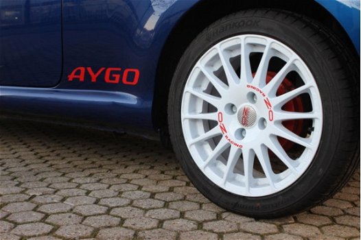 Toyota Aygo - 1.0-12V | Airco - Navi - Uniek in NL - OZ VELGEN - Mooie auto - 1