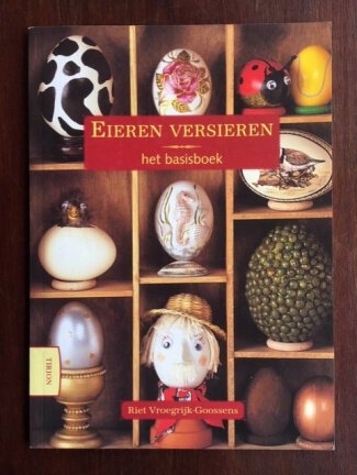 Eieren versieren - Riet Vroegrijk-Goossens - nr. 1