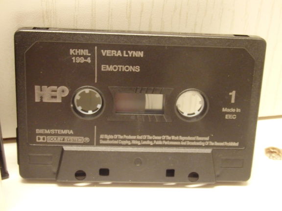Cassettebandje - Veralyn - Emotions. - Afbeelding 4