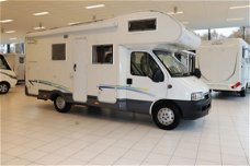 Krachtige alkoof Fiat 2.8 JTD Chausson Welcome 17 stapelbed