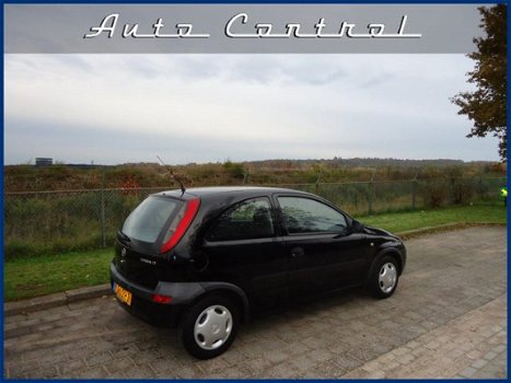 Opel Corsa - 1.2-16V 2002 Zwart - 1