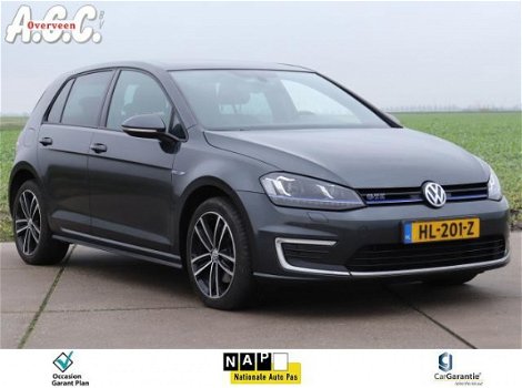 Volkswagen Golf - 1.4 TSi GTE 150pk AUTOMAAT Panodak Xenon - 1