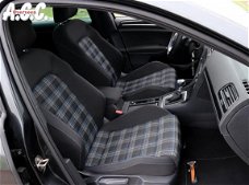Volkswagen Golf - 1.4 TSi GTE 150pk AUTOMAAT Panodak Xenon
