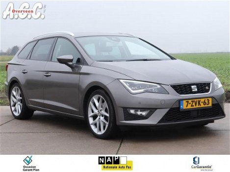 Seat Leon - 1.4 TFSi ACT FR Panodak 150pk Leer Trekhaak - 1