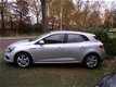 Renault Mégane - 1.5 dCi Eco2 Zen Bij 54.334 km groot onderhoud gehad met nieuwe banden voor 1104 eu - 1 - Thumbnail